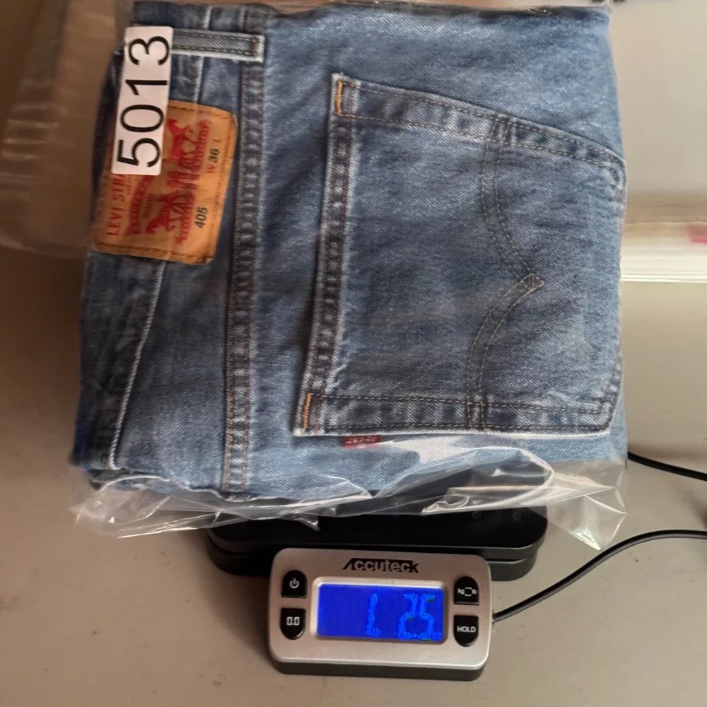 Levis 405 Denim Jeans Shorts Mens 36 Blue Lightwash Jorts Bermuda Classic 9